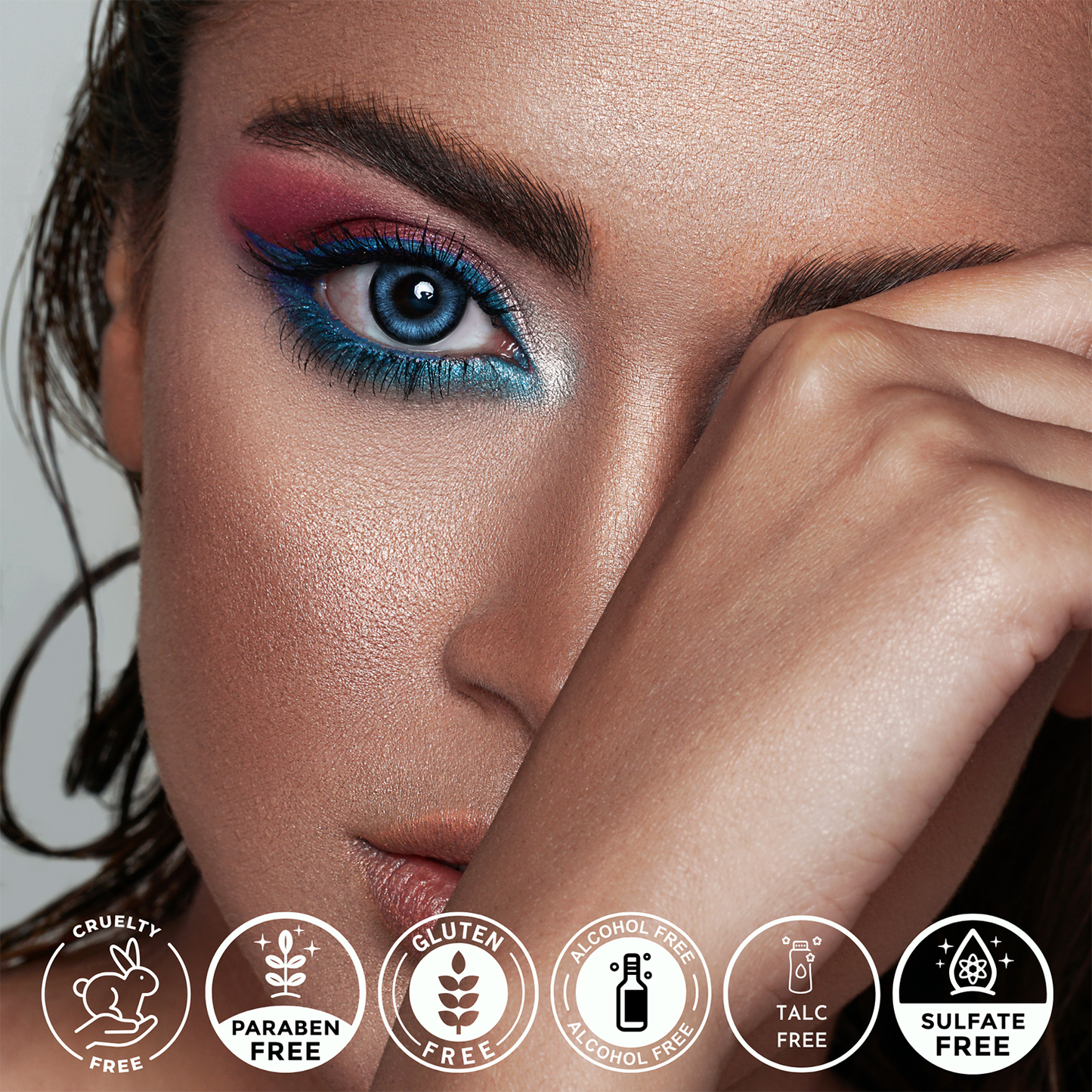 2-in-1 Waterproof Micro-Fork Eyebrow Pencil and Eyeliner Pen - Soft Brown